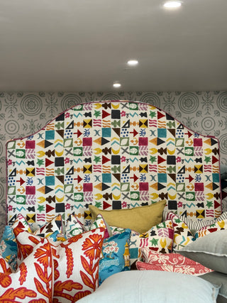 Queen Bedhead in Potato Print G P & J BAKER X KIT KEMP Collection