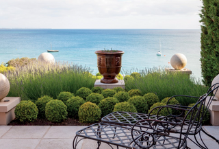 Paul Bangay - A Life In Garden Design