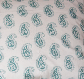 Pretty Paisley Quilt