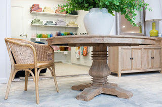 Pedestal Round Table